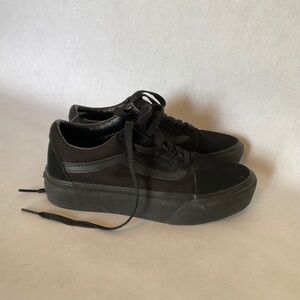 Black Vans, Size US Women 5